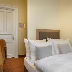 Zimmer mit Queensize-Bett